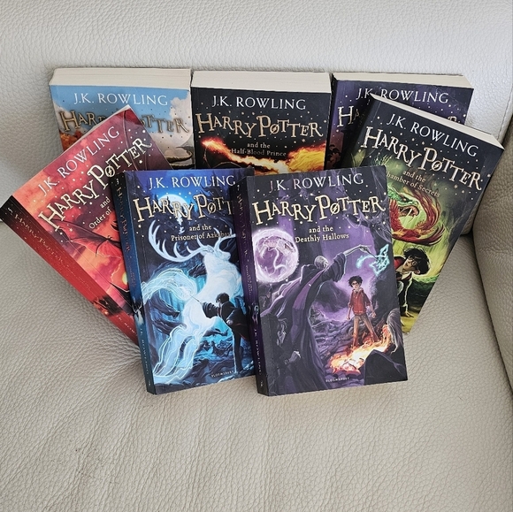 🪅HOST PICK🪅Harry PotterPaperback Book Set 7 J.K.Rowling Plus Bonus Pocket Book - Picture 2 of 7
